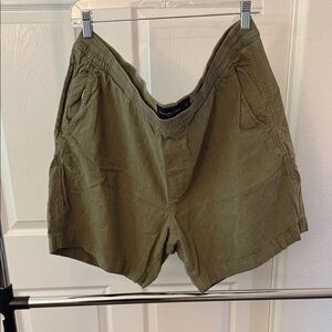 Abercrombie & Fitch Olive Green Men's Flat Front Shorts Corduroy